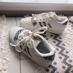 Adidas Rivalry Low Sneakers